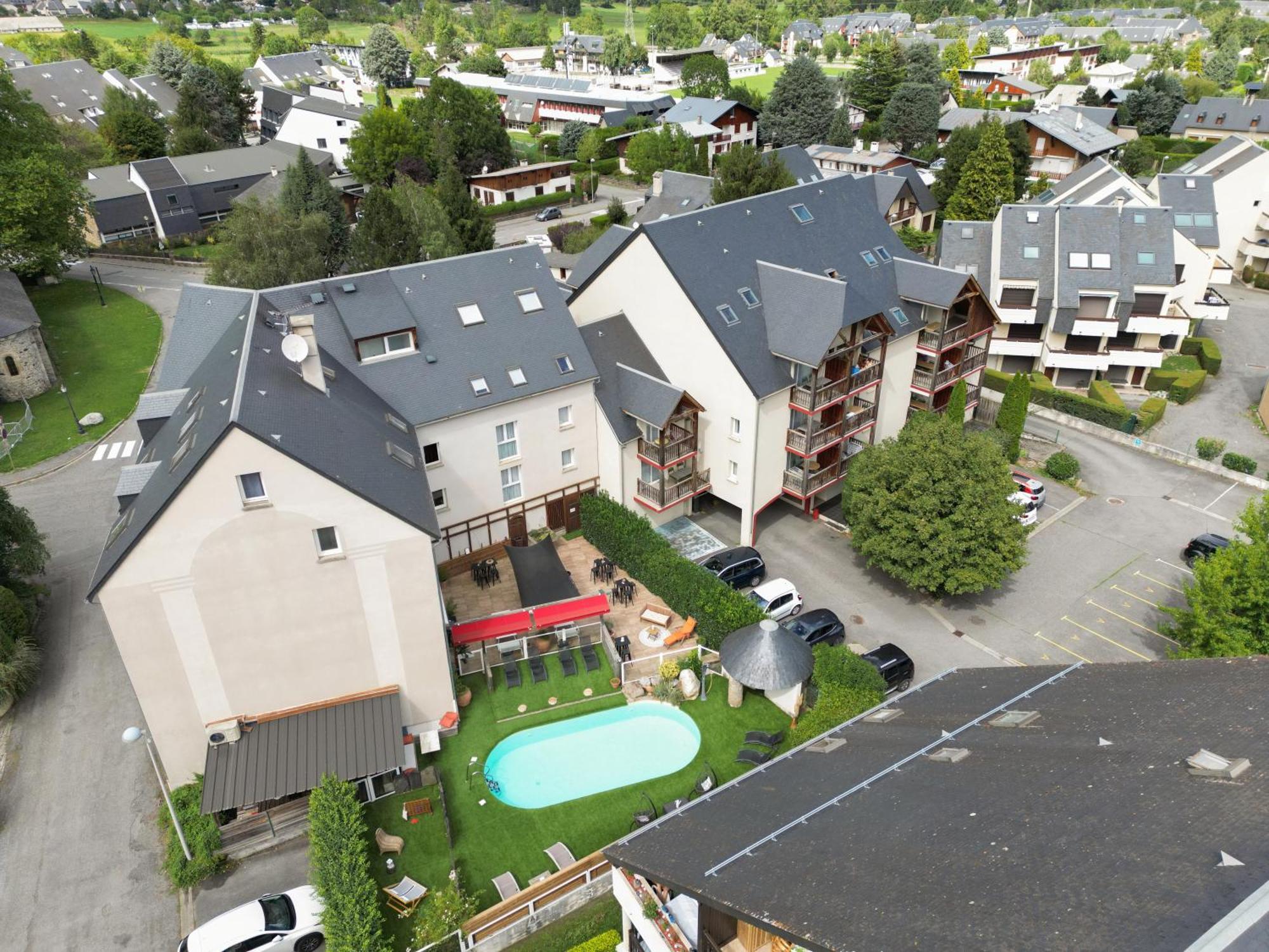 Residence Les Arches Сен-Лари-Сулан Екстериор снимка