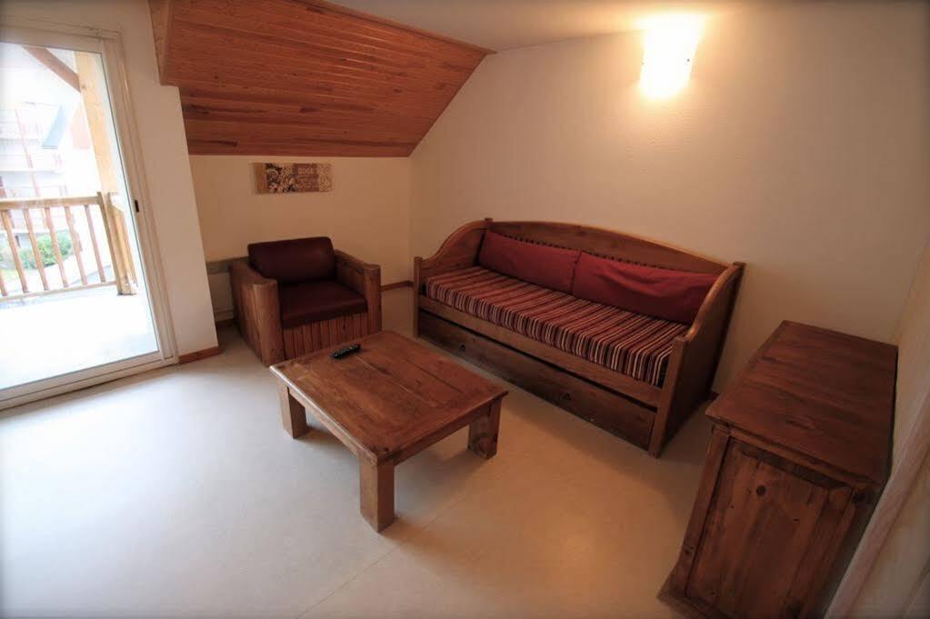 Residence Les Arches Сен-Лари-Сулан Екстериор снимка